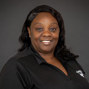 Carla Reeves headshot